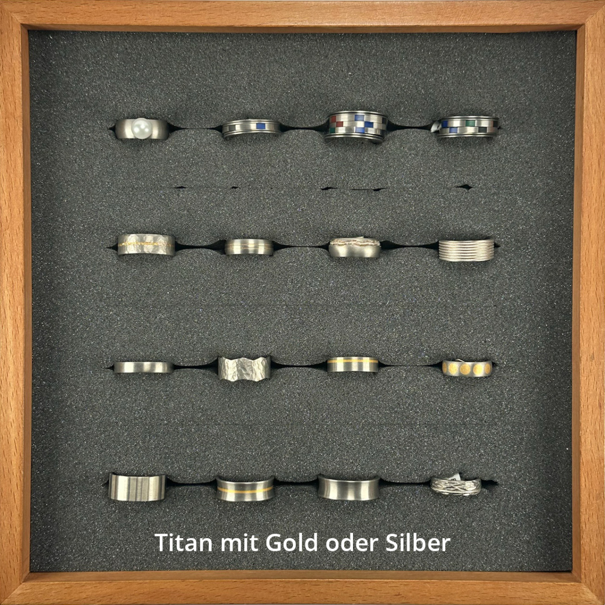 Titan mit Gold oder Silber-2.jpg